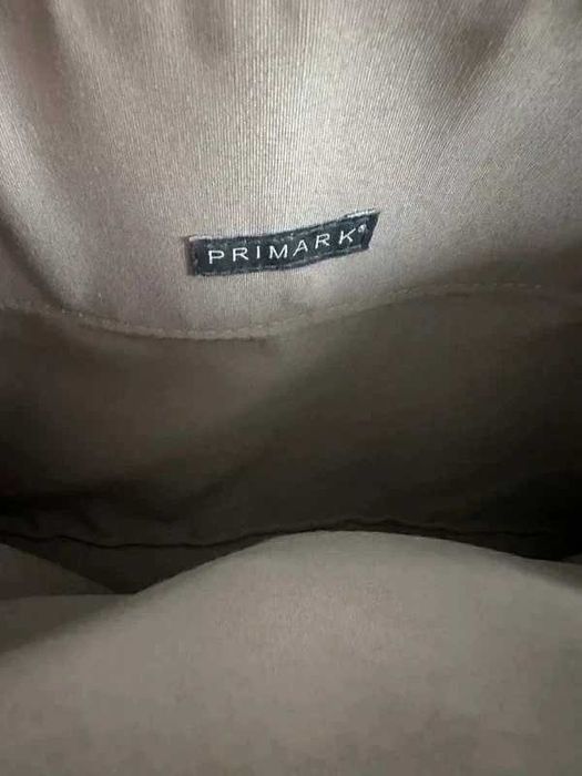 Bolsa da Primark, com sinais de uso apenas nas alças