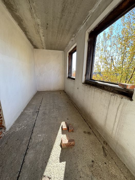 Продаж будинок 290м. Ділянка 9с. Угринів. Боднарчик. Світло. Газ. Вода