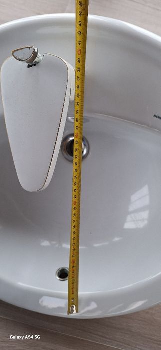 2 pias de com as torneira