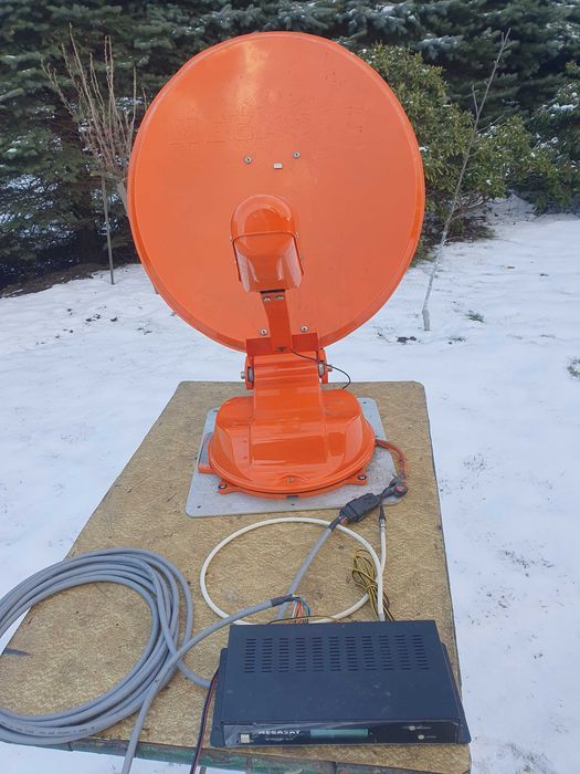 Satelitarna antena Caravanman 65 Premium Kamper Przyczepa
