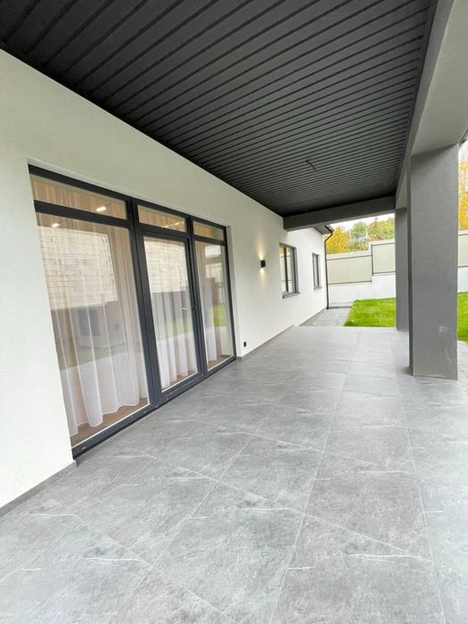 Продаж будинку з ремонтом «під ключ» на Червениці