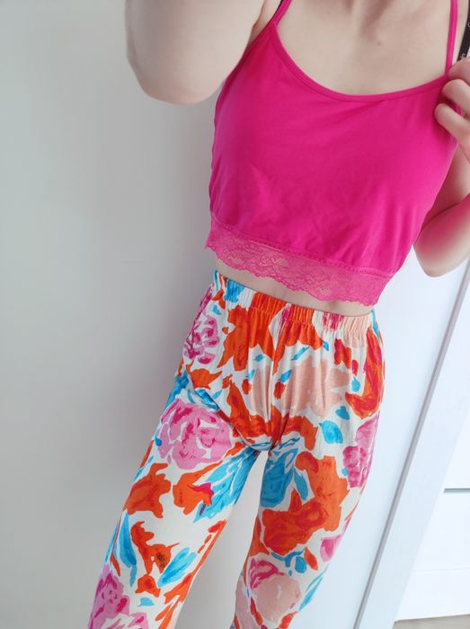 Komplet legginsy kwiaty wysoki stan plus top