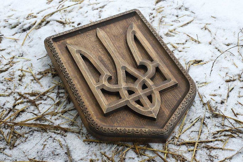 Сувенір Герб України, на стіну. 30*40 см.