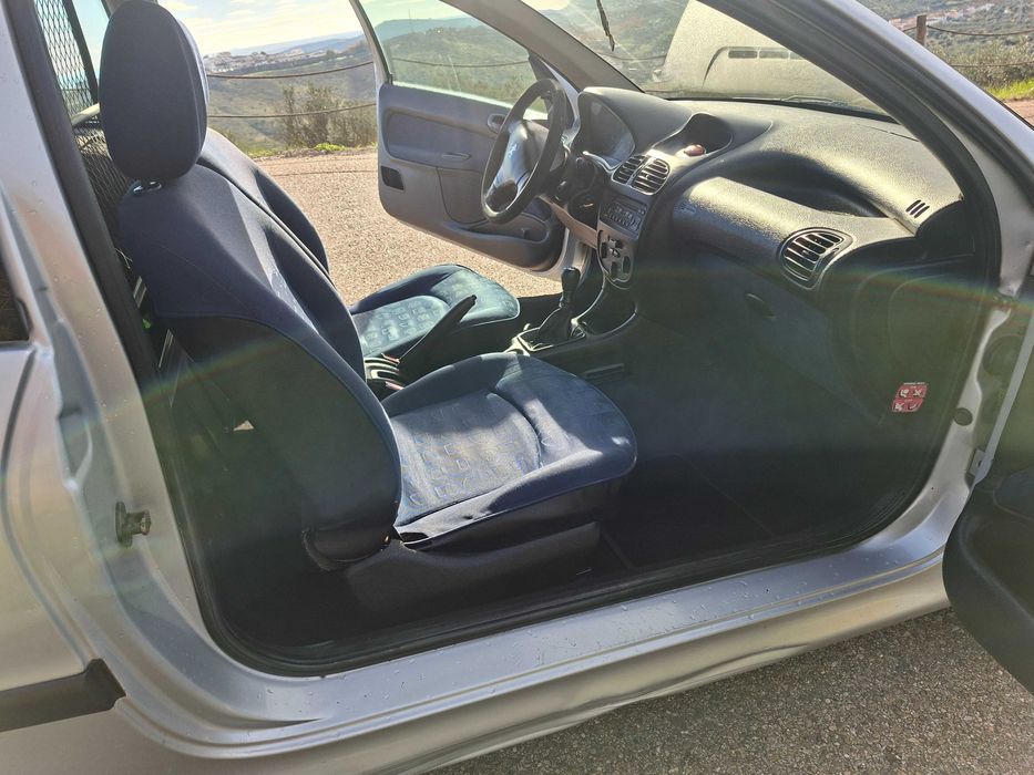 Peugeot 206 Van 1.4 Hdi, 65cv, 2003/257000 kms, Muito Boa Condição!