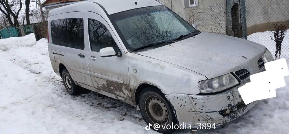 Продам машину Чері Карі