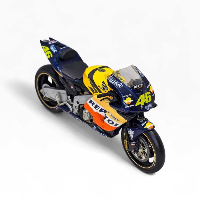 Miniatura Honda Repsol Nº46 Valentino Rossi – Modelo MotoGP – 17 cm