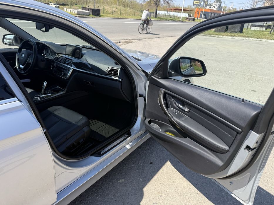 Bmw 328d f30 109 тыс. км  Harman Kardon  ИДЕАЛ
