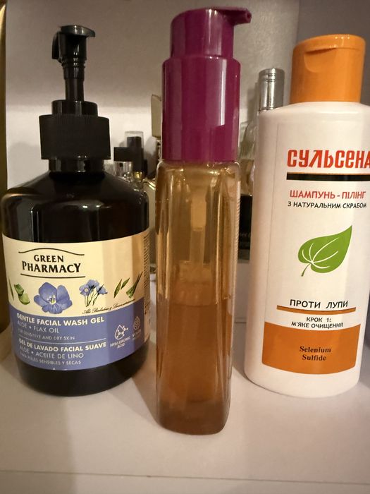 Набор уходовой косметики, спрей для тела