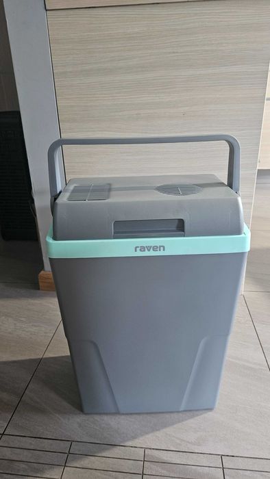 Lodówkla turystyczna camping Raven ELT002X 22l