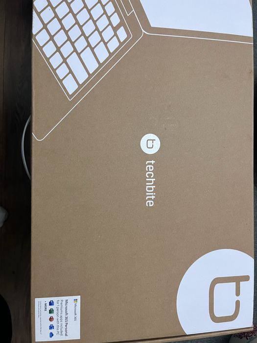 Laptop Techbie Pix 15,6 128GB Fhd jak nowy na gwarancji pudełko itp