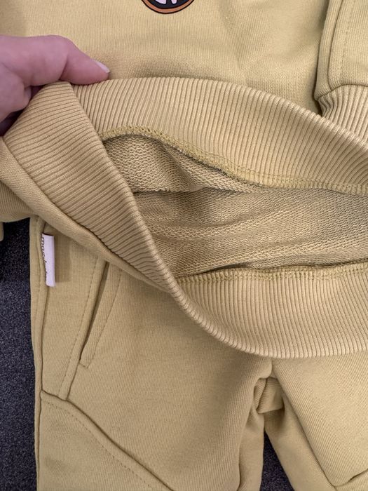 Продам дитячий костюм