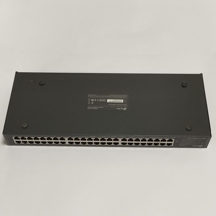 Неуправляемый коммутатор TP-LINK TL-SF1048