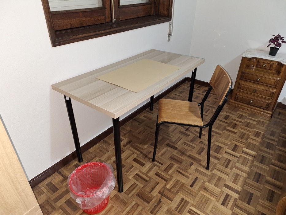 Arrenda-se quarto em Chaves em T4 com excelente localização