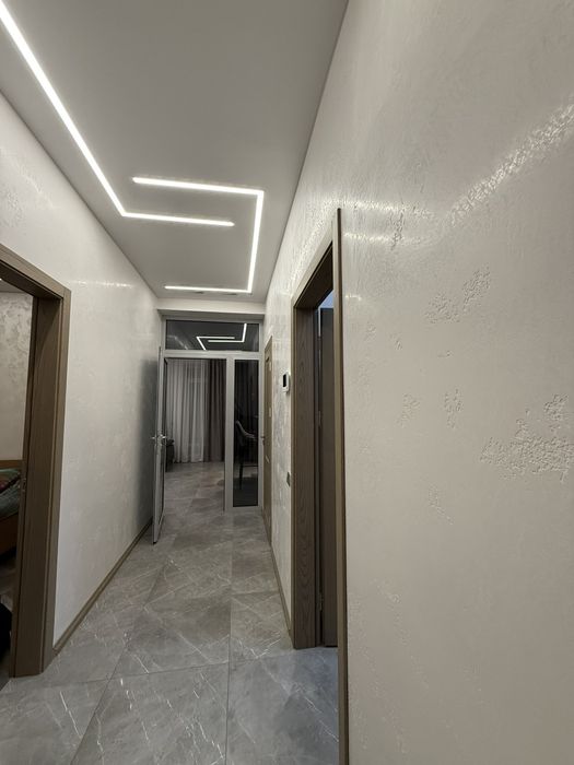 Здається чудовий 3 кімнатний Будинок на Весняному.