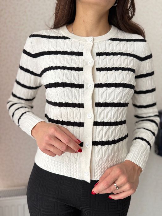 Жіноча кофтинка Primark р.М