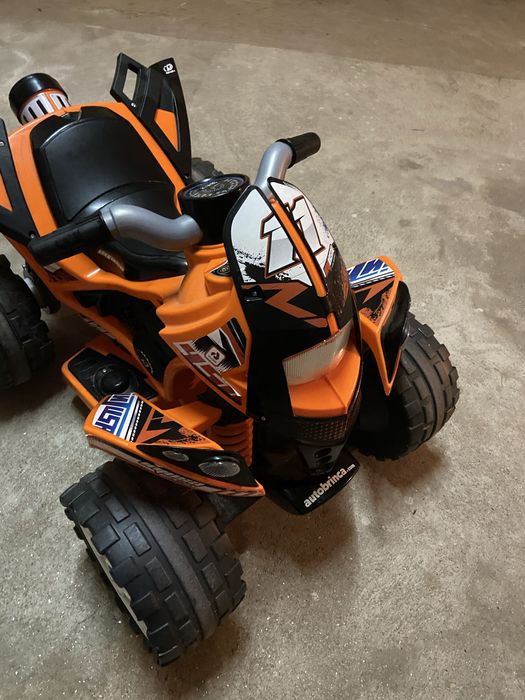 Moto de criança a bateria