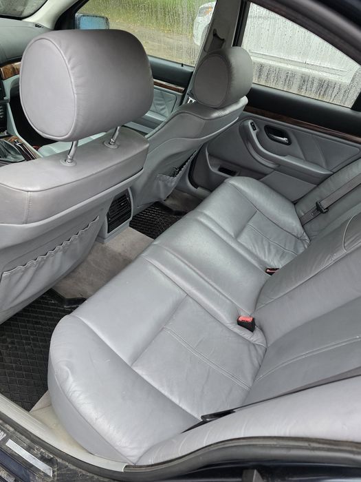 BMW E39 520i polecam