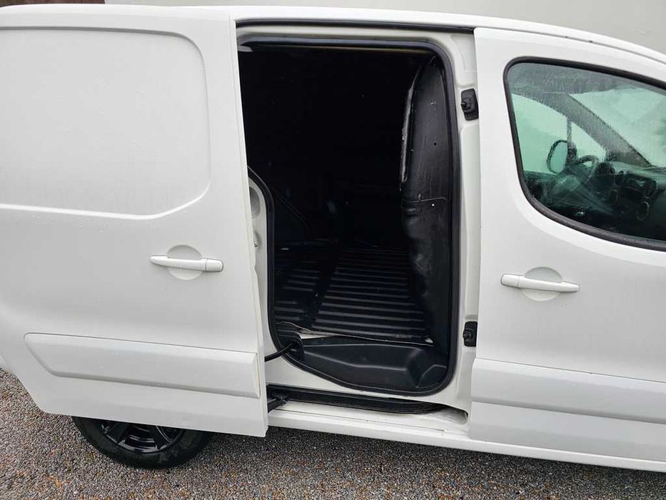 Citroën Berlingo 1.6HDi 75Cv 3 Lugares 12/2010