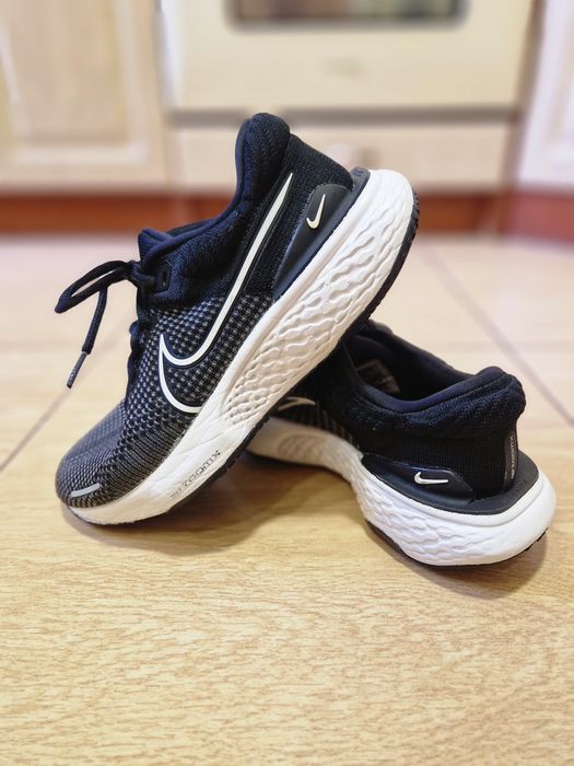 Женские беговые кроссовки Nike ZoomX Invincible Run Flyknit 2   р.39