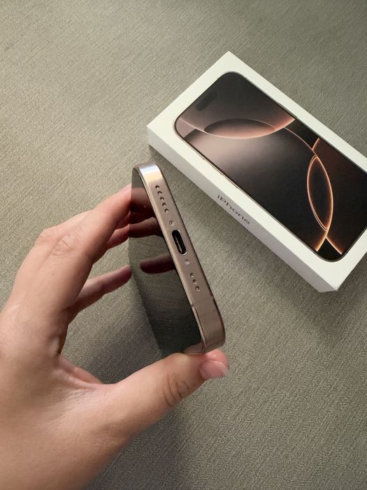 Iphone 16 pro 256 gb Apple desert titan