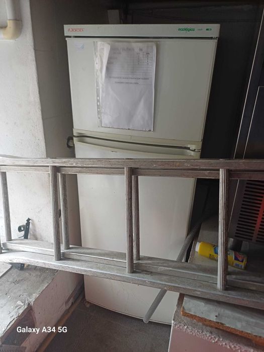 3 Frigoríficos Verticais + Arca Horizontal