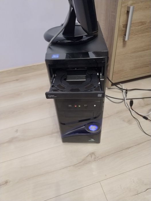 Komputer stacjonarny