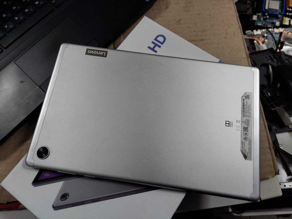 Планшет Lenovo TAB M10 (TB-X306X)