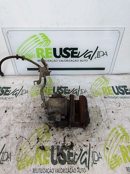 Pinça travão / maxila de travão frente direita SEAT Ibiza III (6L1)