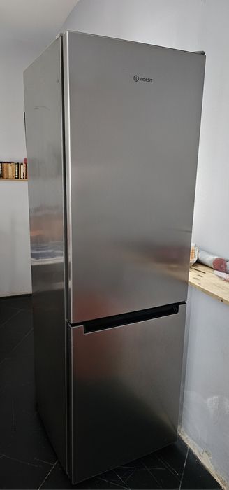 Frigorífico Indesit
