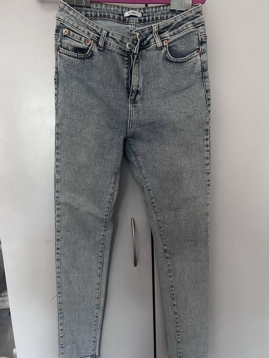 Штани Levi нові