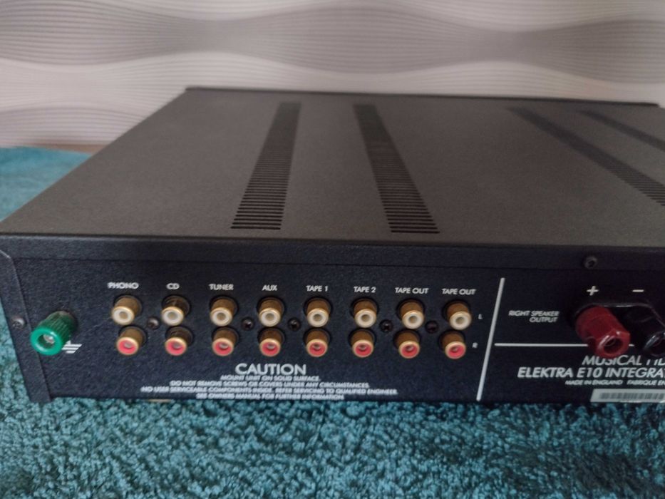 Musical Fidelity E10 - Wzmacniacz stereo