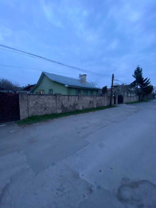 Продам будинок по вулиці Симеренків.