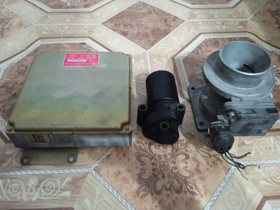 Продам залишки запчастин Ауді 100 С4 2, 8