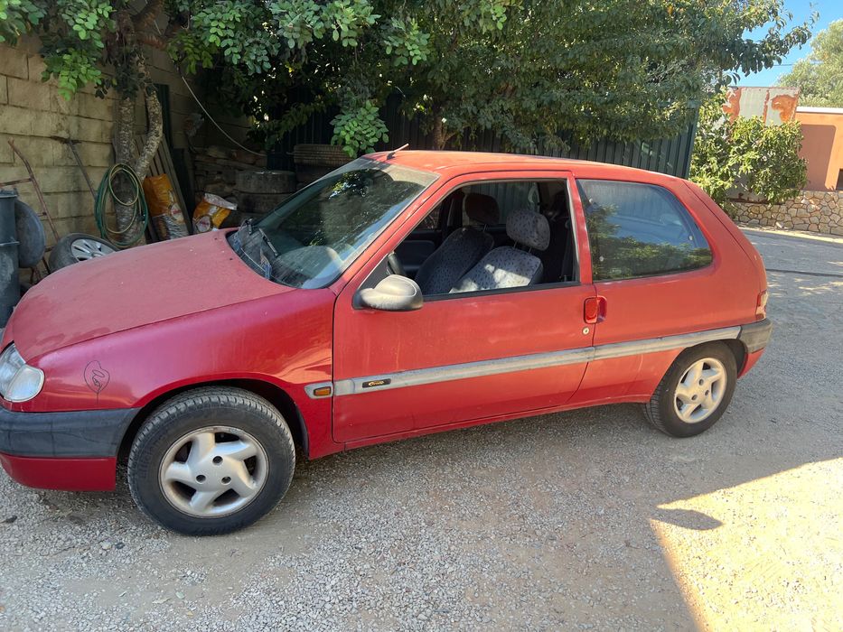 Vendo carro dia a dia