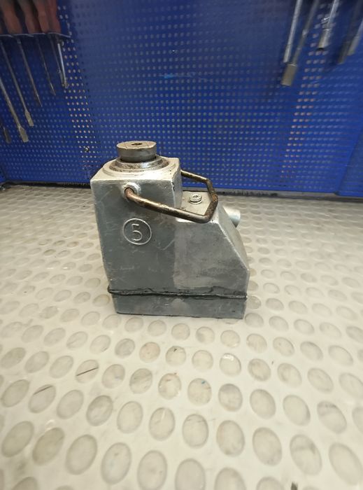 Skamet 5t  podnośnik hydrauliczny lewarek żaba