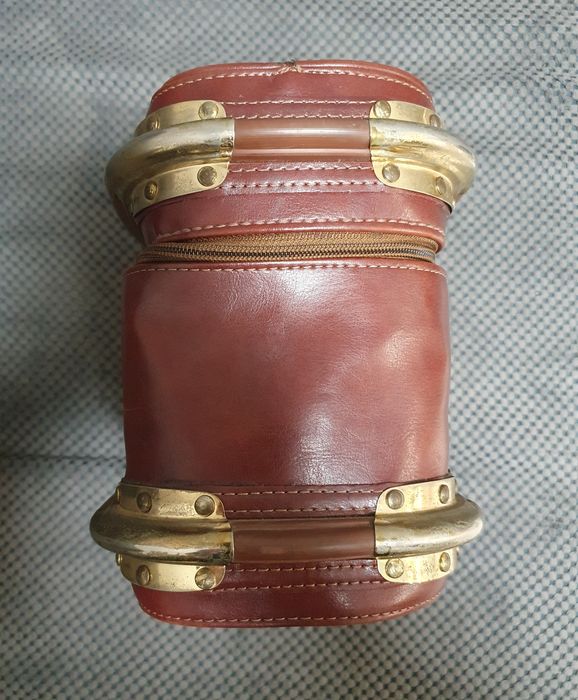 Винтажный дорожный бьюти-кейс, трейн-кейс, несессер "PERFECT LEATHER".