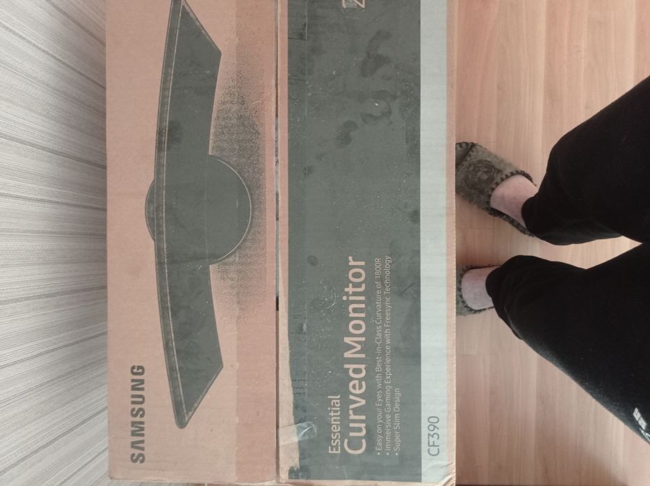 Монитор Samsung 24"