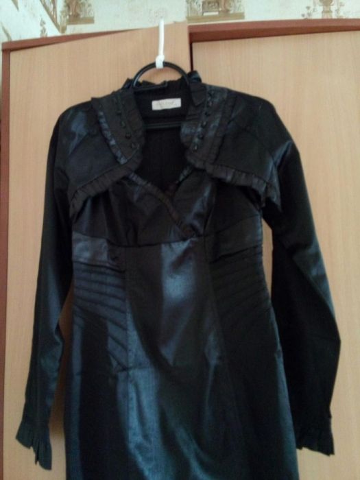 Красивое платье-сарафан