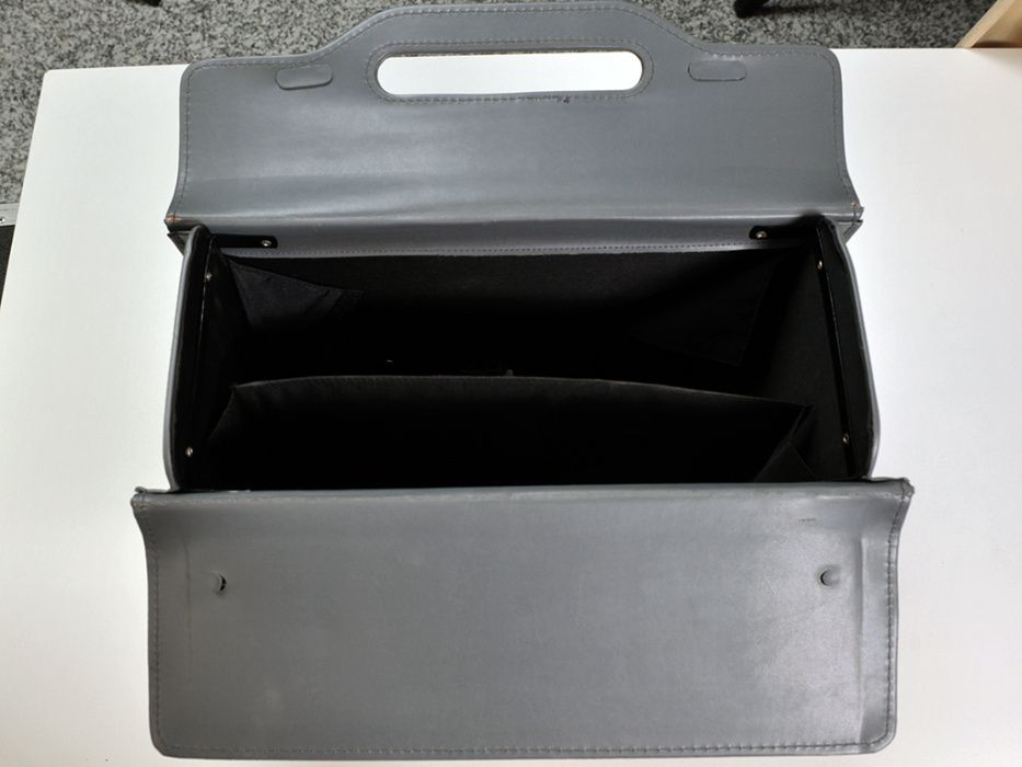 Mala em cabedal ( napa )