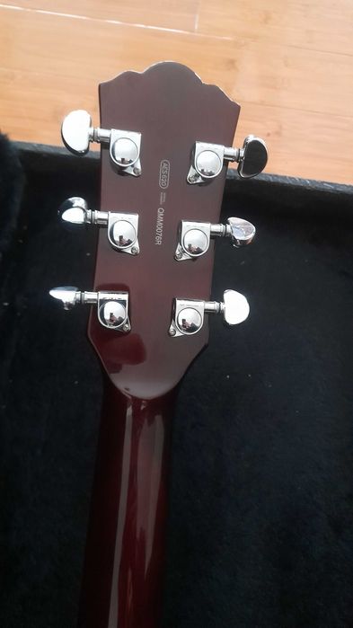 YAMAHA AES620 Single Cut c/ case