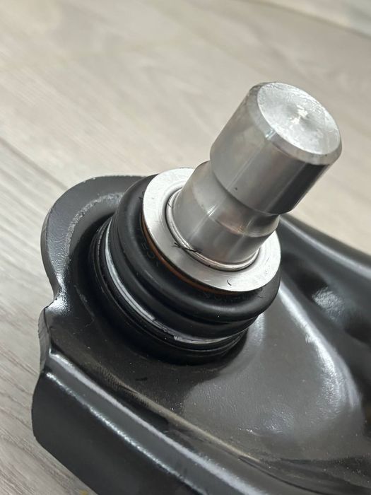 Рычаг Mazda cx-50 cx50 новый левый