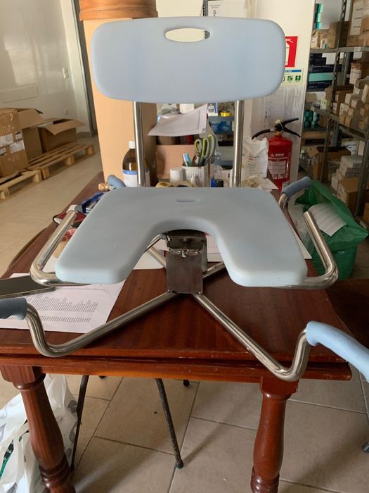 Acento giratório para banheira