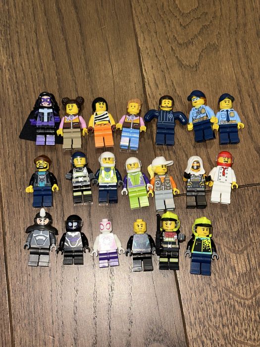 Оригінальні фігурки LEGO