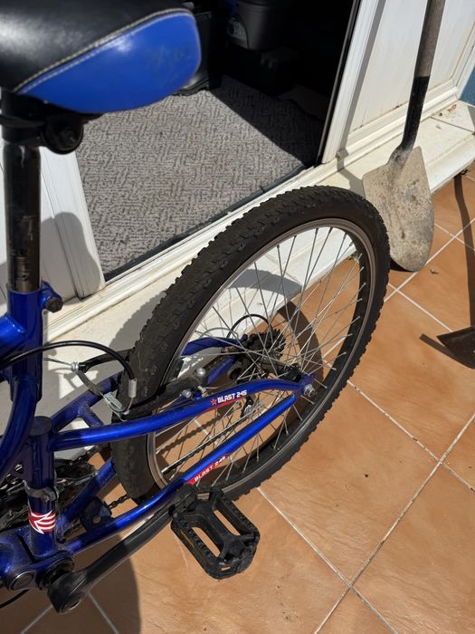 Bicicleta BTT Berg