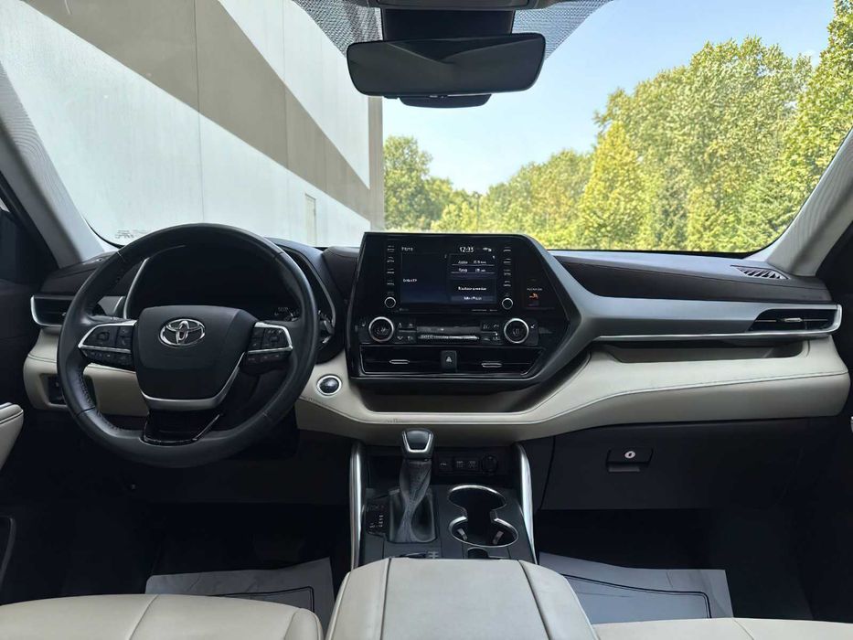 Toyota Highlander XSE      2021