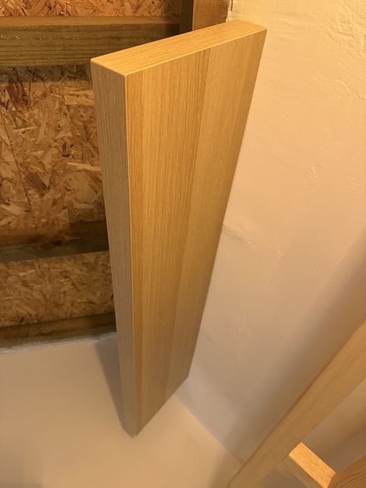 Prateleira IKEA como nova. Nem um ano tem.