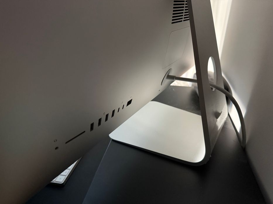 Apple iMac 27 Retina 5k 2020 i5 32GB RAM 256GB SSD