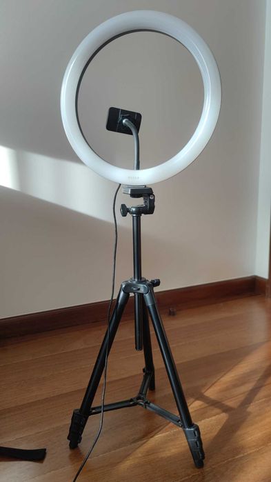 Razer Ring Light 12” + Tripé – Como Novo