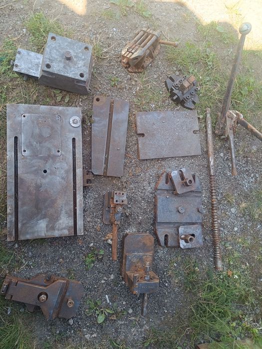 Колона стола оптико- шліфувального станка