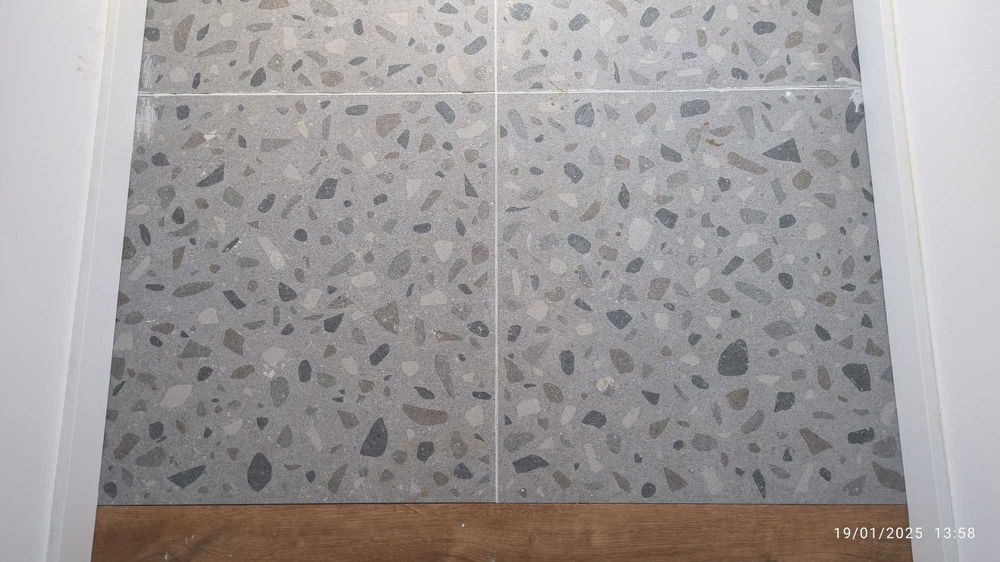 Caixas de cerâmica de parede e chão